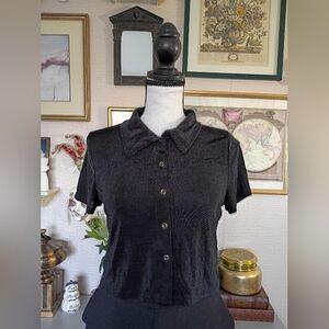 Chic Black Button-Up Crop Top
